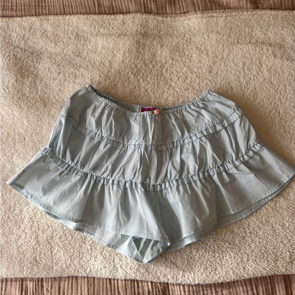 Edikted Light Blue Ruffled Shorts - Picture 4 of 6
